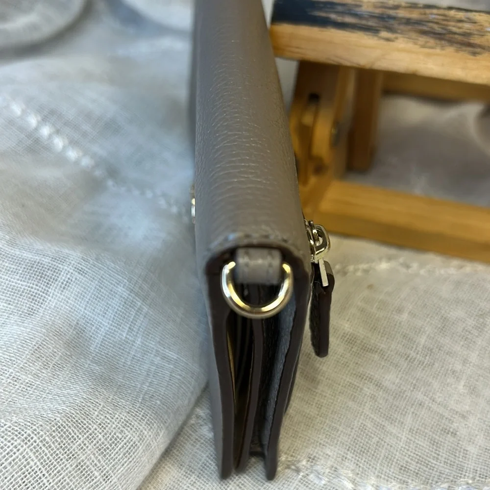 NWOT Coach bifold long leather wallet - Picture 8 of 16